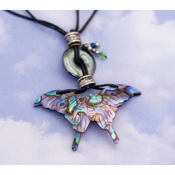 Vintage Art nouveau Abalone Butterfly Pendant Necklace 24 Inch - S24 - Picture 2 of 4